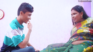 Newly Married Hot Step Mom XXX Video