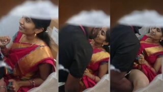 Kannada Aunty Sex In Storeroom Viral Clip