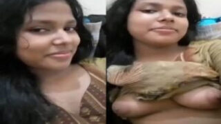 Viral bengali girlfriend boob play sex video
