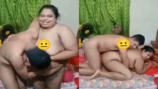 Mallu fatty aunty fucking with younger guy